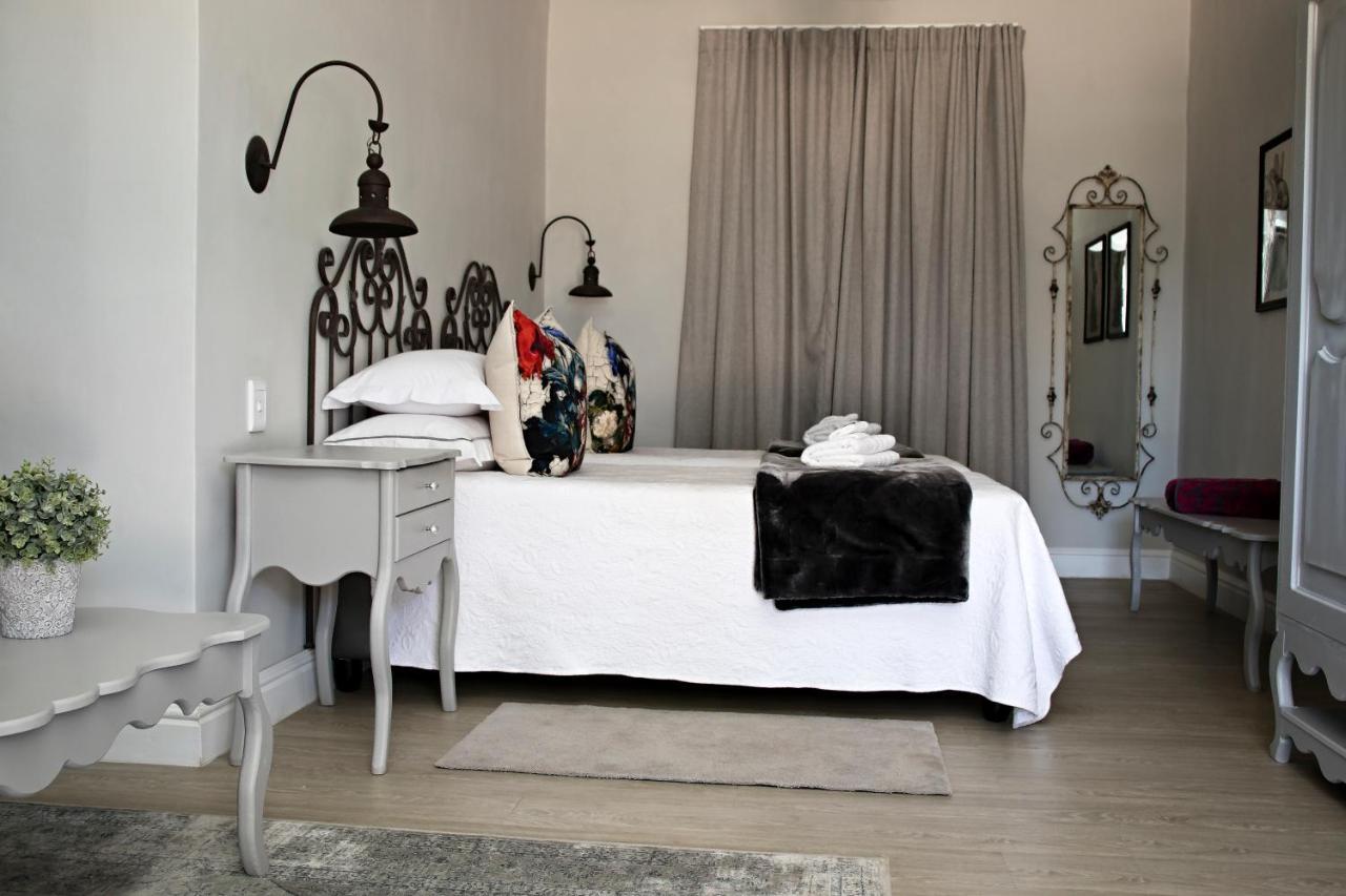 French Karoo Guesthouse Beaufort West Exterior photo