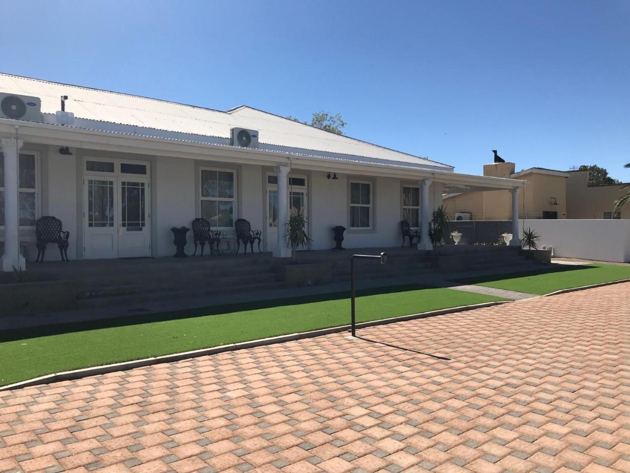 French Karoo Guesthouse Beaufort West Exterior photo